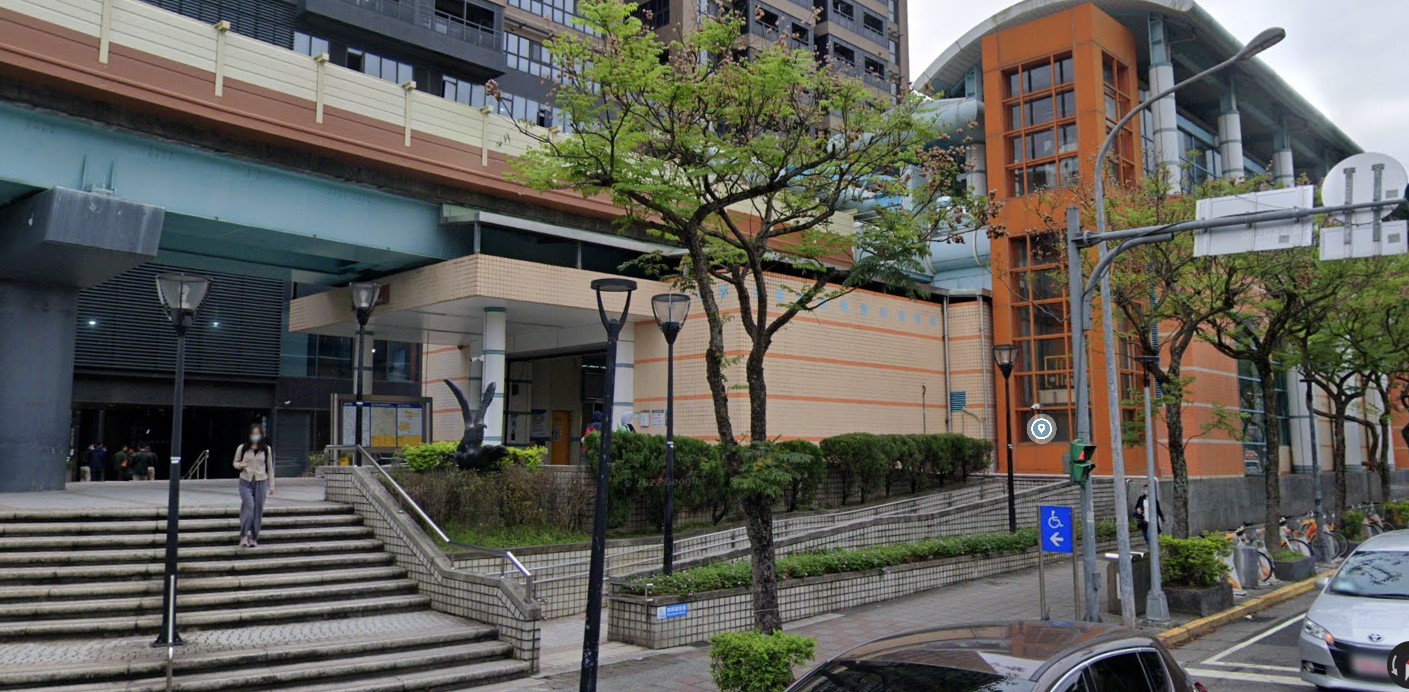 Xinhai station
